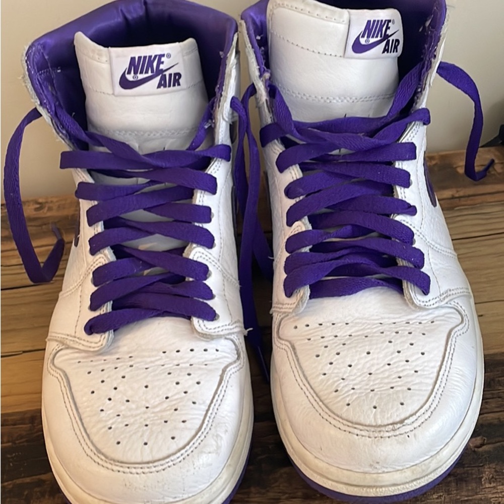 COPY - Wmns Air Jordan 1 High OG
'Court Purple'